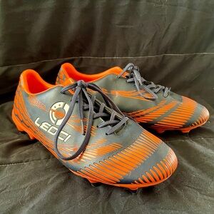 LEDCI Orange Cleats